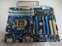 GIGABYTE Z68A-D3H-B3 中古マザーボード（古いためジャンク扱い）_画像1