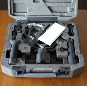 【美品/送料無料】DJI Ronin-SC ロニン 一眼/ミラーレス用ジンバル スタビライザー ミラーレスカメラ 対応 (国内正規品)