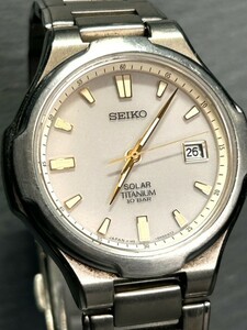 SEIKO セイコー SOLAR ソーラー V145-0E00 腕時計 ソーラークオーツ アナログ 3針 カレンダー チタニウム 軽量モデル シルバー文字盤