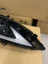 美品 純正 レクサス LC 右 ヘッドライト ヘッドランプ lexus LC500 LC500h 3眼LED 3連 81145-11120 刻印R6_画像2