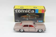 【絶版トミカ】黒箱 No.32 トヨタ クラウン 2600 ロイヤル サルーン ー日本製ー　/　TOMICA TOYOTA CROWN 2600 Royal Saloon_画像3