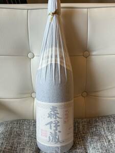 【送料無料】森伊蔵 1.8L　1800ml　芋焼酎の逸品です♪　新品 未開封【 1本 】