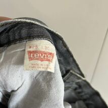 80s Levi's リーバイス 701 USA製 STUDENT FIT リペアデニム ブラックジーンズ w28 先染めブラック グランジ ボロ 古着 ヴィンテージ_画像9