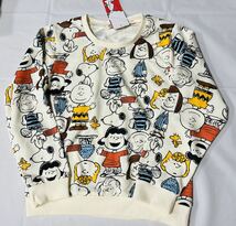 ★439*激安sale!!新品 こども服 　長袖トレーナーsize130　1枚★PEANUTS.スヌーピー_画像1