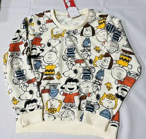 ★438*激安sale!!新品 こども服 　長袖トレーナーsize130　1枚★PEANUTS.スヌーピー