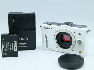 C4178　Panasonic　パナソニック　LUMIX　DMC-GF2　ホワイト　M4/3　バッテリー付き　DMW-BLD10　充電器付き　DE-A93