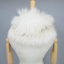 美品【 SAGA FURS 】レア　高級毛皮　サガ マーブルフォックス◆ボア　マフラー　クリップ＆マグネット仕様　ホワイト×ブラック◆S470T_画像6