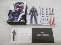 中古品●S.H.Figuarts　真骨頂　仮面ライダー響鬼●4918K_画像1