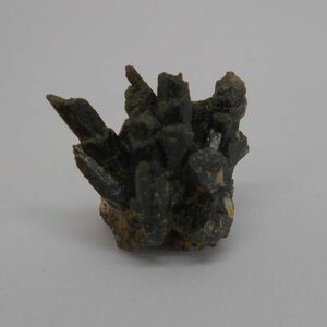 竜王第二鉱山産　緑水晶　クラスタ―　9ｇ