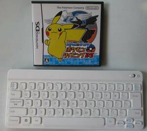 Nintendo DS「バトル＆ゲット！ ポケモンタイピングDS] ニンテンドーワイヤレスキーボード付属 送料無料 2011 nds