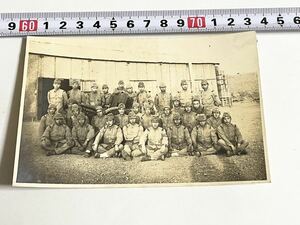 軍隊 生写真 「陸軍歩兵 四一式山砲 連隊砲 聯隊砲 帝国陸軍 集合写真」旧日本軍 軍隊