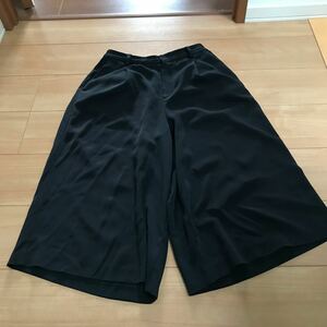 【中古】UNIQLO ユニクロ ドレープガウチョパンツ カラー　ブラック　サイズS