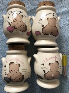 当時物 茶の間ぐま 陶器製調味料入れ 新品未使用（経年劣化有 コルク1個無） Chanoma Guma 塩 胡椒