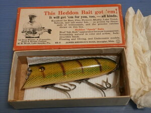 ☆9e, 激希少　Basser　バザー　２ピース　グラスアイ 極美品　オリジナルBOX　未使用　カッコイイです ７０年前 heddon HEDDON　 ☆