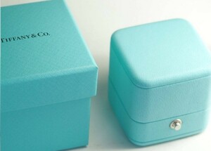 TIFFANY&Co. ティファニー　ブルーボックス　ペアリングケース　箱　美品