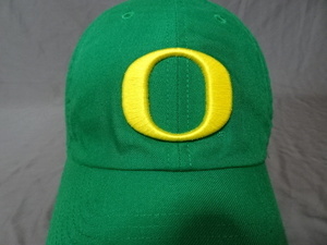 激レア USA購入【Nike】製 【HERITAGE86】【DRI FIT】オレゴン大学ダックス【OREGON DUCKS】スウォッシュ【O】ロゴ 刺繍入りCAP 中古良品