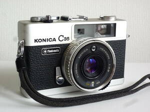 KONICA C35 Flash matic　ジャーニーコニカ　 HEXANON 38mmレンズ装備〈 1971年発売の名機 〉日本製　純正ストラップ付属