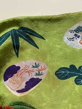 ★きものさらさ　アンティーク着物帯★御所解文様　古典文様　貝桶　刺繍　菊　正絹　大正ロマン　古布　古裂　衣装　ディスプレイ_画像9