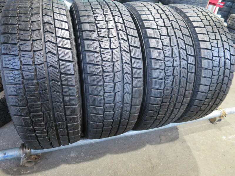 バリ山 215/55R17 94Q ◆ダンロップ WINTER MAXX WM02◆ 4本 B1553 スタッドレス