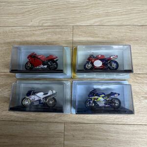 1/24？デアゴスティーニ? 4台セット YAMAHA YZR-M1/Honda RVF 750/SUZUKI GSV-R/DUCATI 996R まとめ売り バイク模型【管2313N】