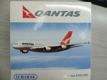 ★エアバス　Ａ３８０-８００★　カンタス航空　　ＳＣＨＡＢＡＫ　　１/６００　　新品・未使用_画像5