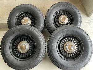 ランクル100 スタッドレス バリ山 DUNLOP 235/80/R16 CRIMSONアルミホイール PCD150 ナロー