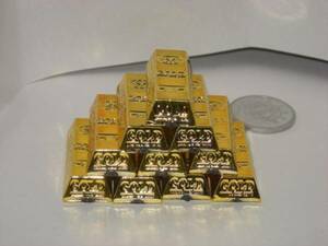 金塊 ゴールドバーのおもちゃ レプリカ ミニチュア GOLD ゴールド 台形 10個セット イベント パーティーグッズ オブジェ 飾り インテリア