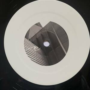 Techno / 12'' / Oscar Mulero - Break Down EP / HueHelix - HHXV001 / 2013