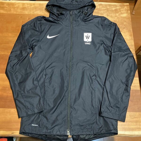 NIKE ナイロンパーカー　メンズS（M）レディース可　M115 61