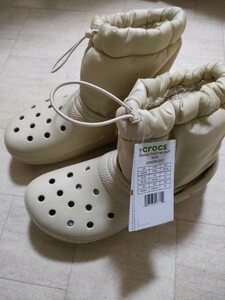 サイズ：24cm　タグ付き未使用品　☆crocs◆クロックス◆Classic Lined Neo Puff Boot/クラシック ラインド ネオ パフ ブーツ◆内側ボア