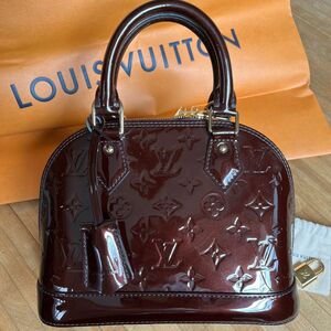 【良品】ルイ・ヴィトン（ヴェルニ）アルマBB　モノグラム　ハンドバッグ LOUIS VUITTON ヴェルニ PM アマ ラント