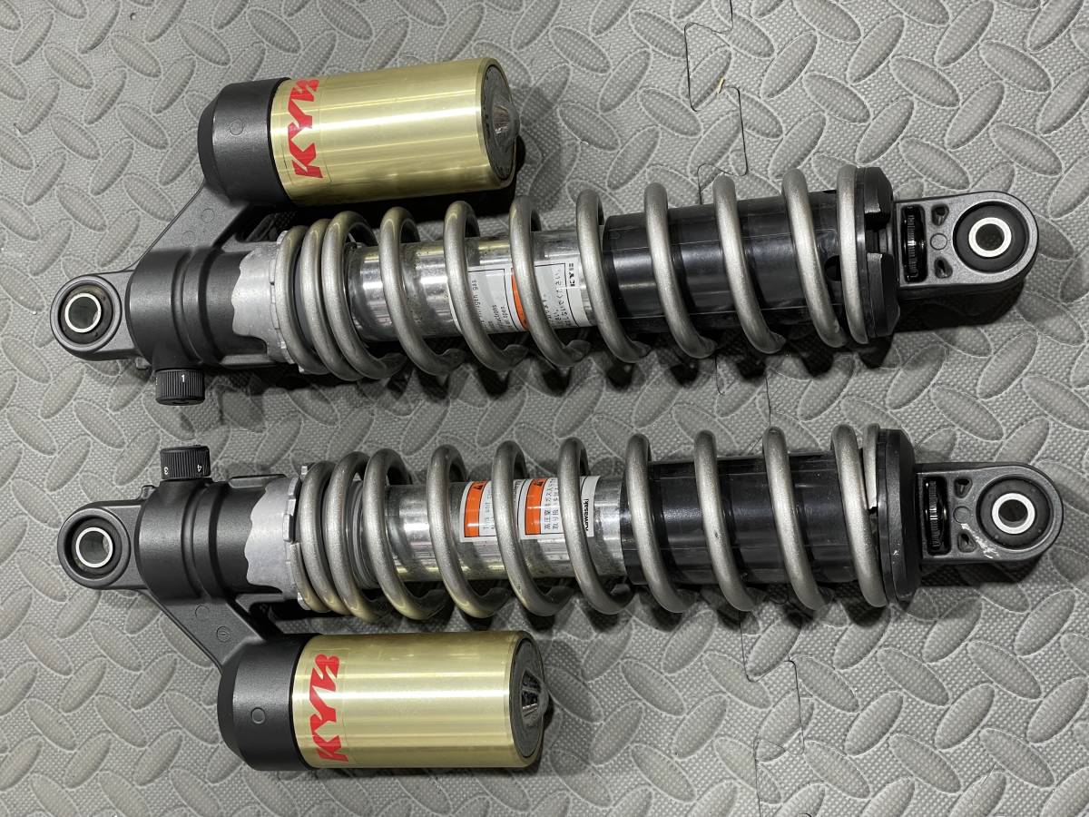 ZRX1200ダエグ純正リアサスペンションの値段と価格推移は?|6件 ZRX1200ダエグ純正リアサスペンションの値段と価格推移は?|6件