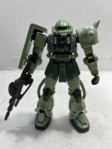 ガンプラ RG 機動戦士ガンダム 1/144 MS-06F 量産型ザク 完成品 現状受け渡し品_画像1