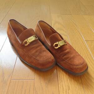 SALVATORE FERRAGAMO BOUTIQUE サルヴァトーレ フェラガモ ローファー 革靴 8 26cm相当 焦げ茶 ブラウン スエード メンズ 靴