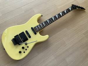 CHARVEL シャーベル MODEL 4 エレキギター アーム 付属