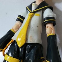 mBM843b [難有] マックスファクトリー figma 巡音ルカ 鏡音リン 鏡音レン 初音ミク / ライブステージ Ver. | フィギュア K_画像8