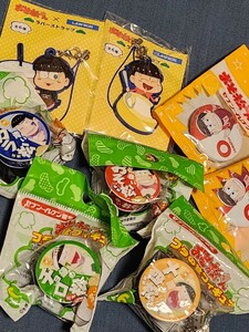 おそ松さん　コンビニ限定グッズ　いろいろ　フタのせフィギュア 　ストラップ　缶バッジ　未使用非売品　