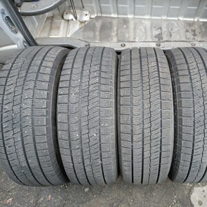 バリ山　215/65R15　ブリヂストン　ＶＲＸ２　4本