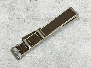  rug size :22mm NATO wristwatch belt square fabric strap color : Brown / beige nylon TF03