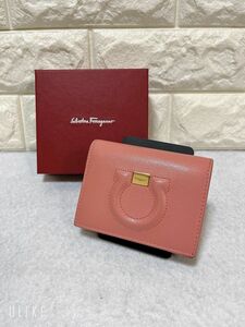 Ferragamo フェラガモ　コンパクト財布　バイカラー 二つ折り財布