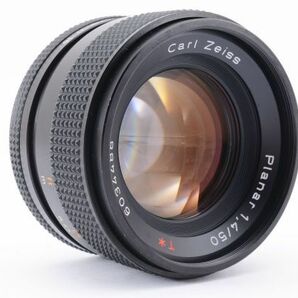[Rank:AB] 完動良品 Contax Carl Zeiss Planar 50mm F1.4 AEJ MF Standard Lens 大口径 単焦点 標準 レンズ コンタックス Y/C Mount #3110の画像3