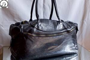  handle Sam . usually put on. old clothes *Jas-M.B. leather Boston bag 