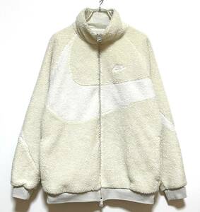 NIKE NSW REVERSIBLE BIG SWOOSH FULL ZIP BOA JACKET（XL）ライトボーン／セイル ナイキ ビッグ スウッシュ ボア ジャケット シェルパ