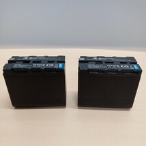 y112004r Powerextra NP-F970 互換バッテリー 2個セット 8800mAh リチウムイオン電池 電池 バッテリー_画像2