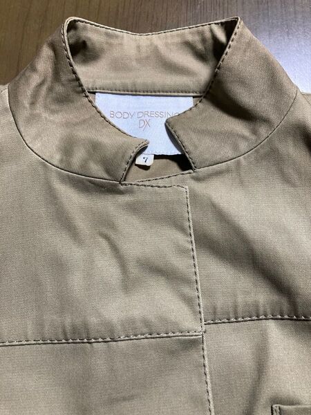【美品】BODY DRESSING Deluxe ボディドレッシングデラックス ジャケット カーキ サイズ7号