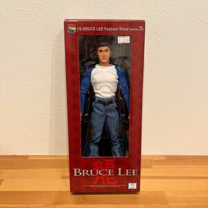 1円スタート★新品未開封★ BRUCE LEE 1/6 Fashion Show Figure Blue Jeans Medicom Toy JAPAN KUNG FU MOVIE ブルースリーフィギュア 