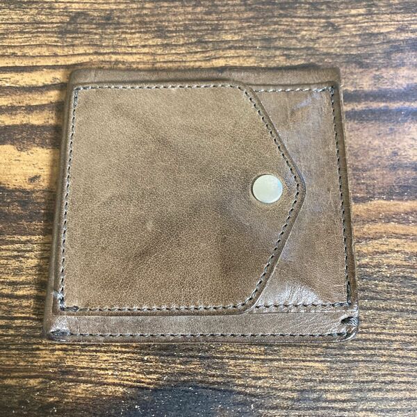 hobo COMPACT WALLET OILED COW LEATHER