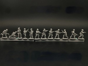 兵士 12人セット フィギュア 軍隊 ライフル 樹脂 模型 1/72 未塗装 未組み立て レジン モデルキット 模型 ミニチュア アーミー 290