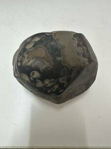 【旧家蔵出品】詳細不明 　　鑑賞石 　　重量約1.8kg 　　　天然石　　 原石 　　オブジェ 　　翡翠原石 インテリア 1円スタート