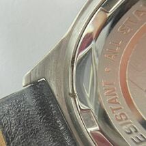 【K】POLICE ポリス　腕時計　10100S　GMT 10ATM WATER RESISTANT　ブラック文字盤　3針　不動　メンズ　レザーベルト【2483】_画像9